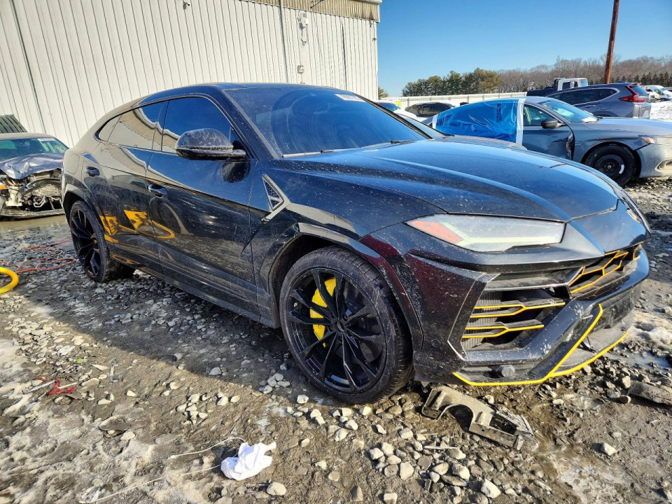 Lamborghini URUS 2019 — Copart