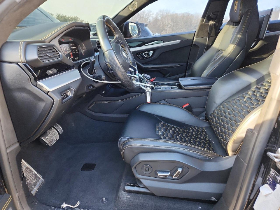 Lamborghini URUS 2019 — Copart