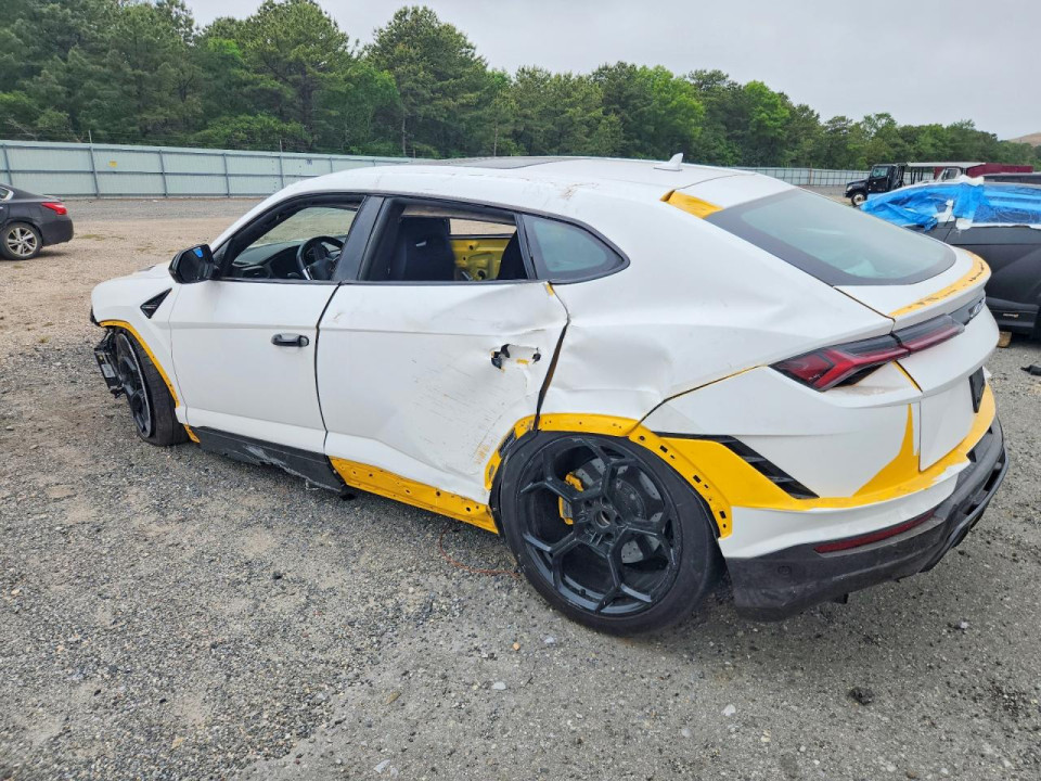 Lamborghini URUS PERFORMANTE 2024 — Copart