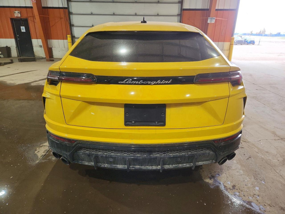 Lamborghini URUS 2022 — Copart
