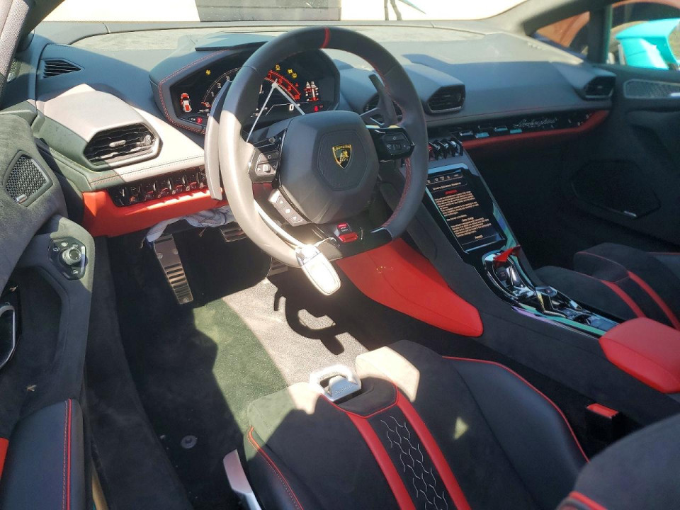 Lamborghini HURACAN TECNICA 2024 — Copart