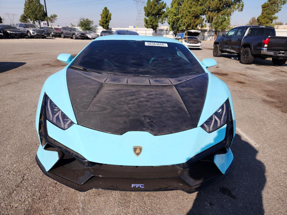 Lamborghini HURACAN TECNICA 2023 — Copart