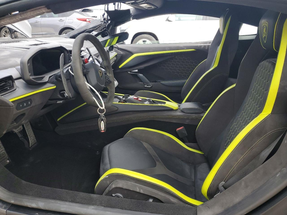 Lamborghini REVUELTO 2024 — Copart