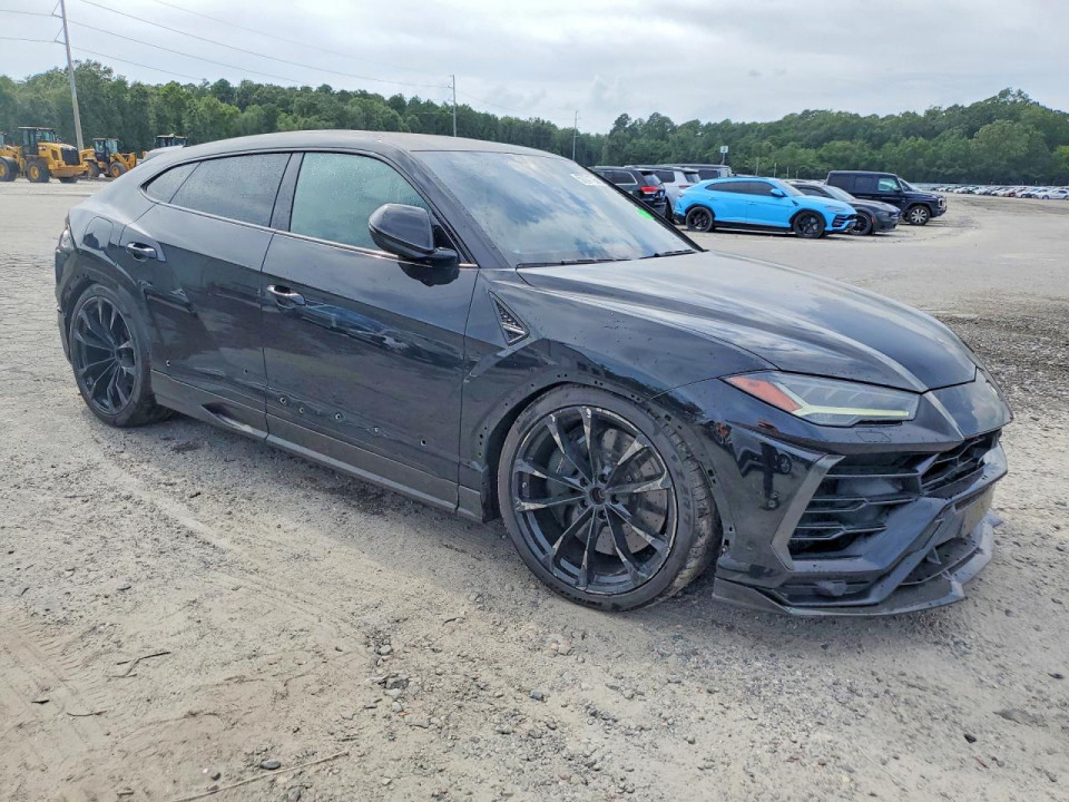 Lamborghini URUS 2020 из США