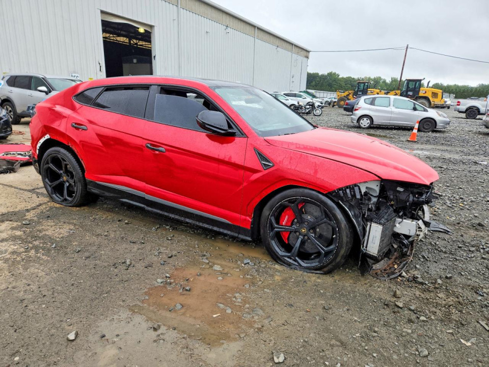 Lamborghini URUS 2020 — Copart