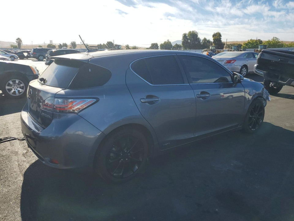 Lexus CT 200 2013 — Copart