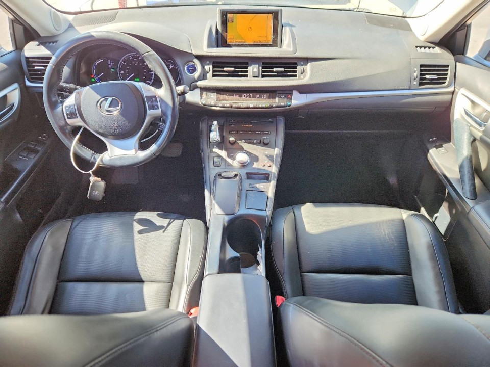 Lexus CT 2012 — Copart
