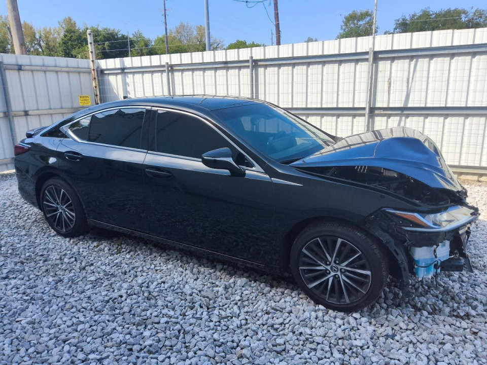 Lexus ES250 2023 — Copart