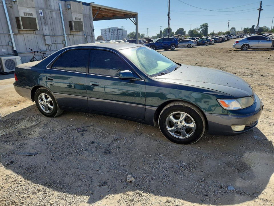 Lexus ES300 1998 — Copart