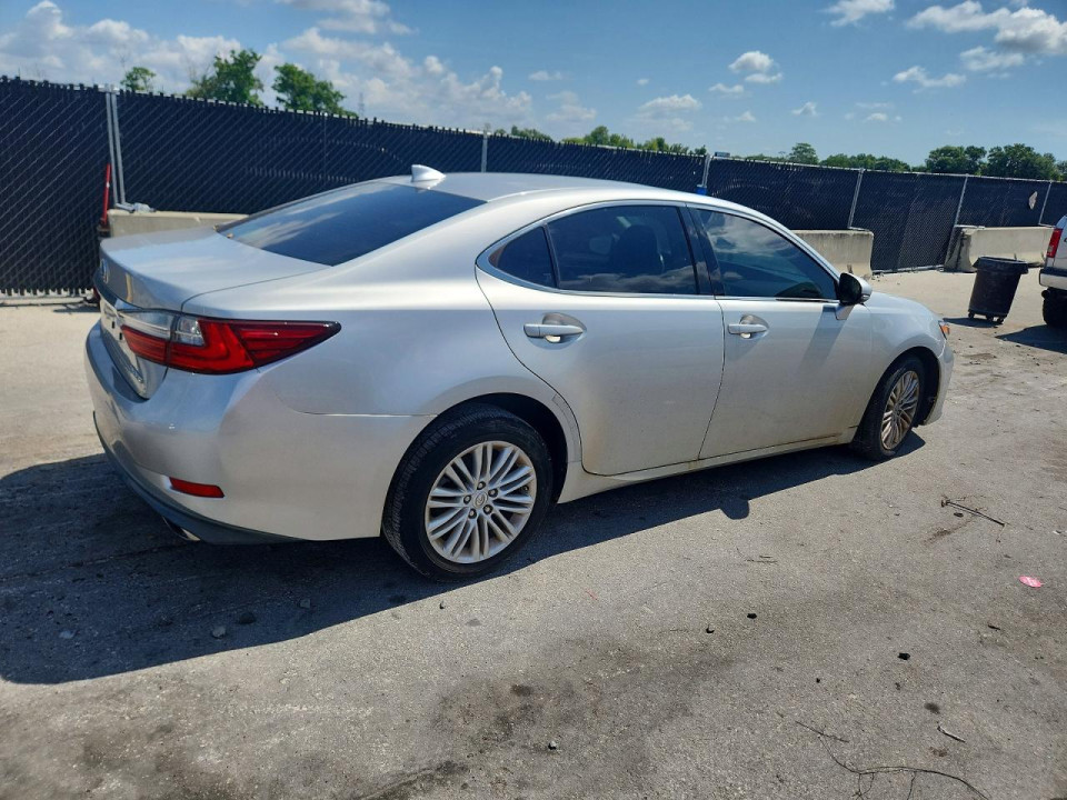 Lexus ES350 2017 — Copart