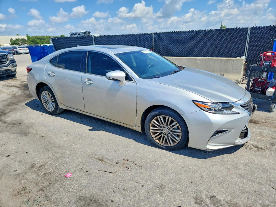 Lexus ES350 2017 — Copart