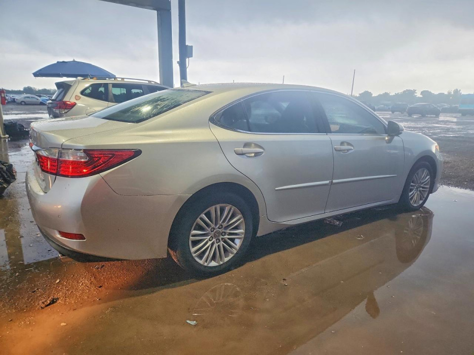 Lexus ES350 2013 — Copart