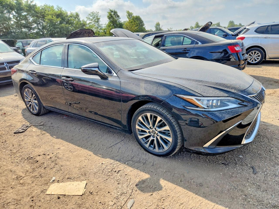 Lexus ES350 2019 — Copart