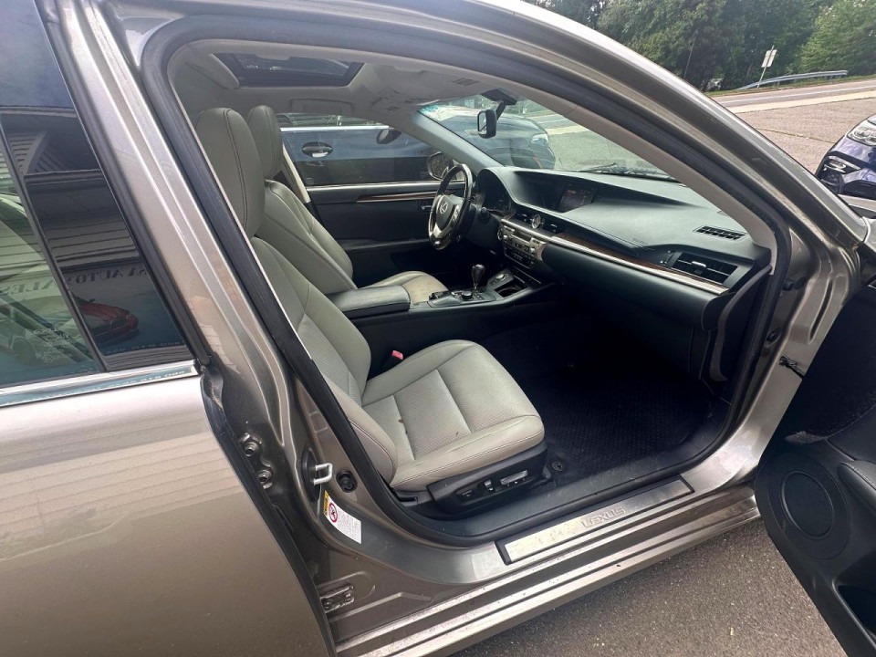 Lexus ES350 2015 — Copart