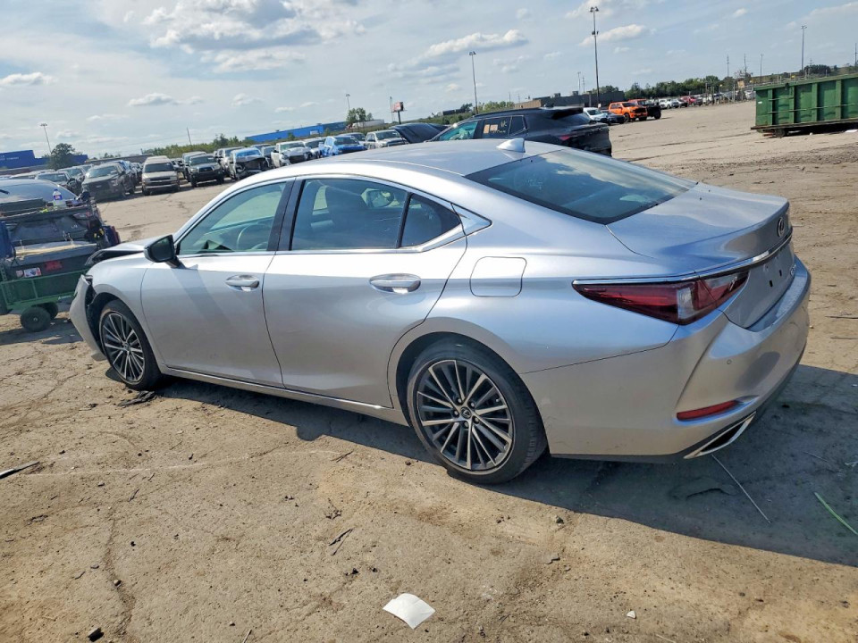 Lexus ES350 2025 — Copart