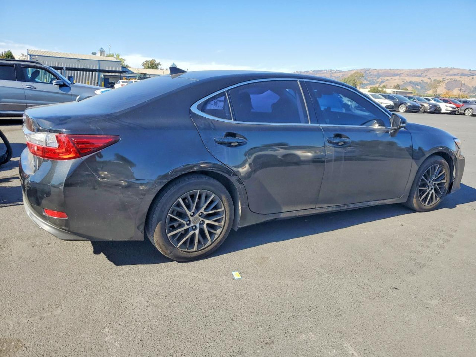 Lexus ES350 2017 — Copart