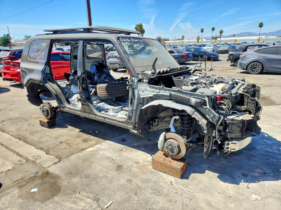 Lexus GX 2025 — Copart