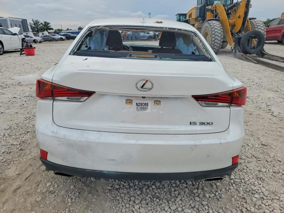 Lexus IS 2019 — Copart