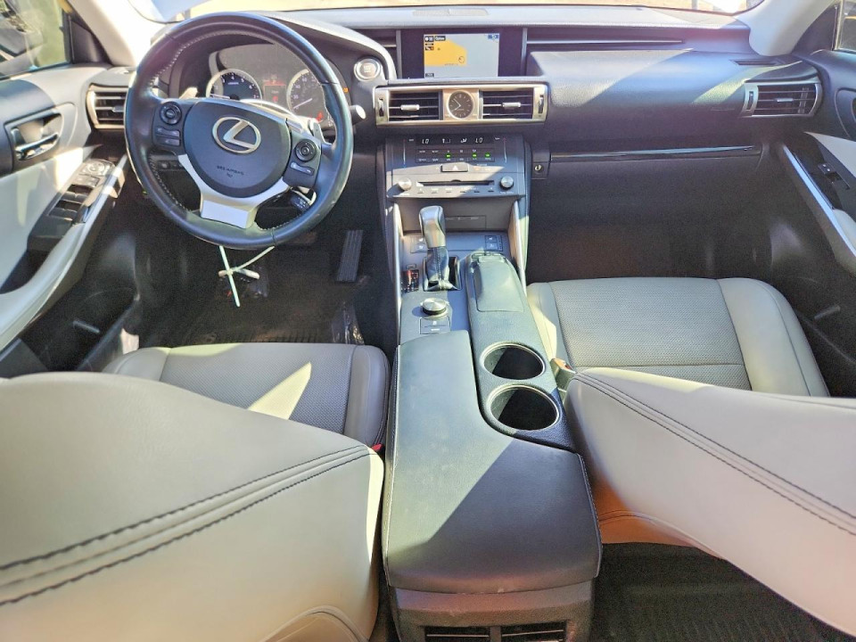 Lexus IS 2015 — Copart