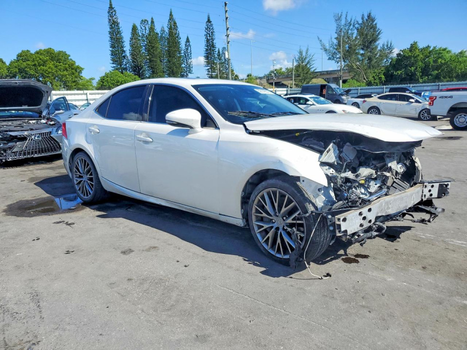 Lexus IS 2017 — Copart