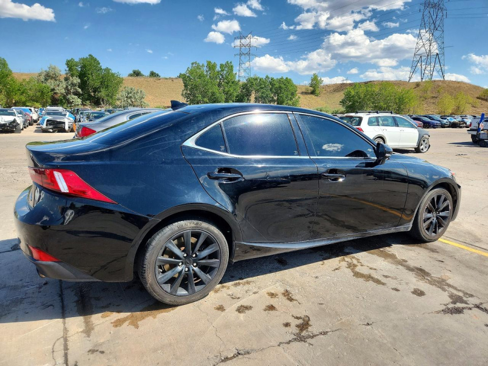 Lexus IS 2016 — Copart