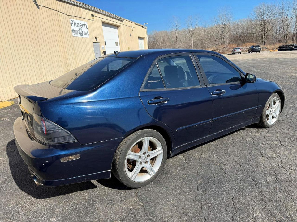 Lexus IS 2003 — Copart