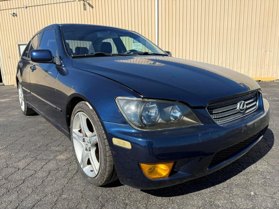 Lexus IS 2003 — Copart