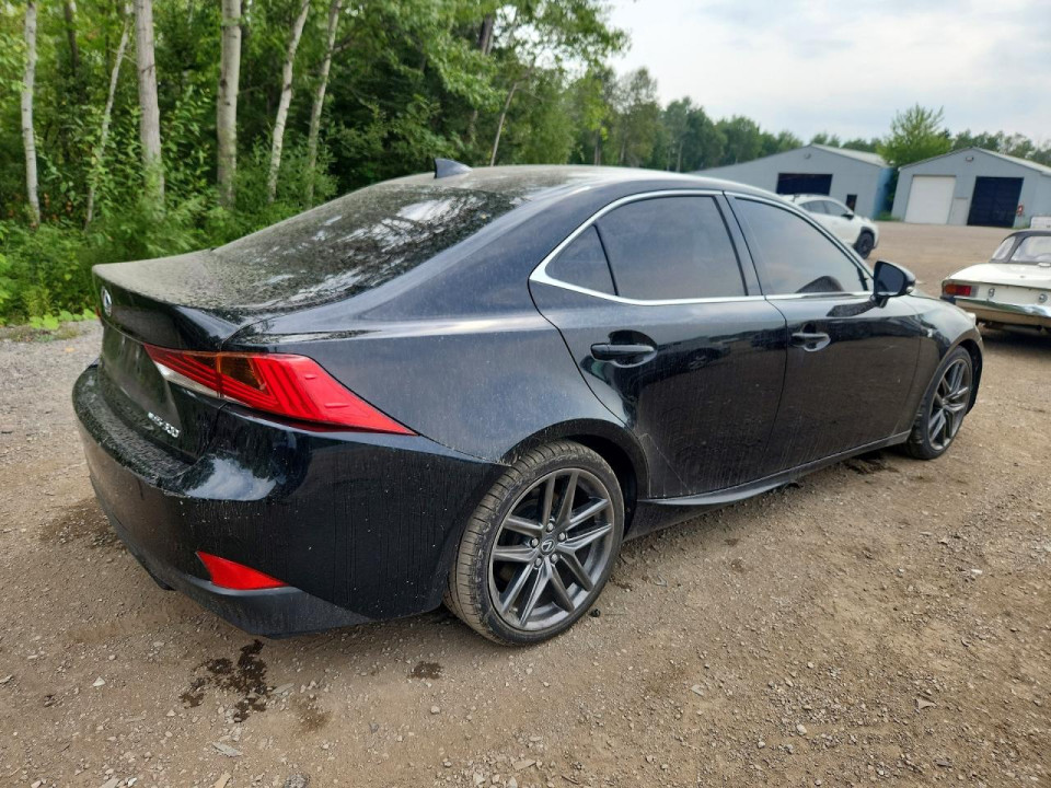 Lexus IS 2018 — Copart
