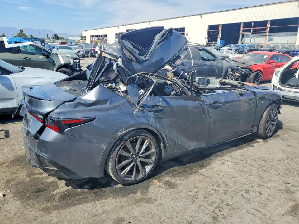 Lexus IS 2023 — Copart