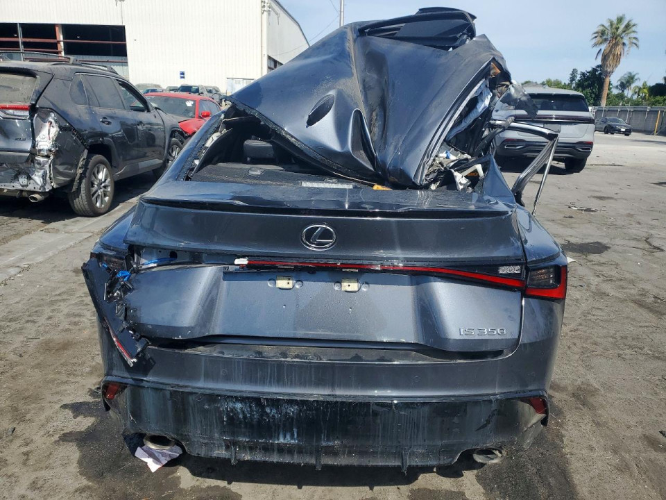 Lexus IS 2023 — Copart