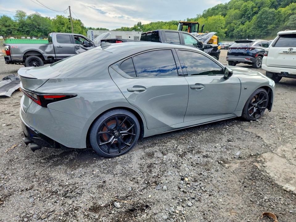 Lexus IS 2025 — Copart