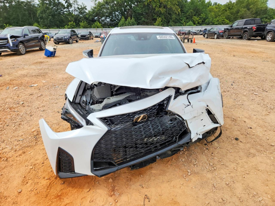 Lexus IS 2024 — Copart