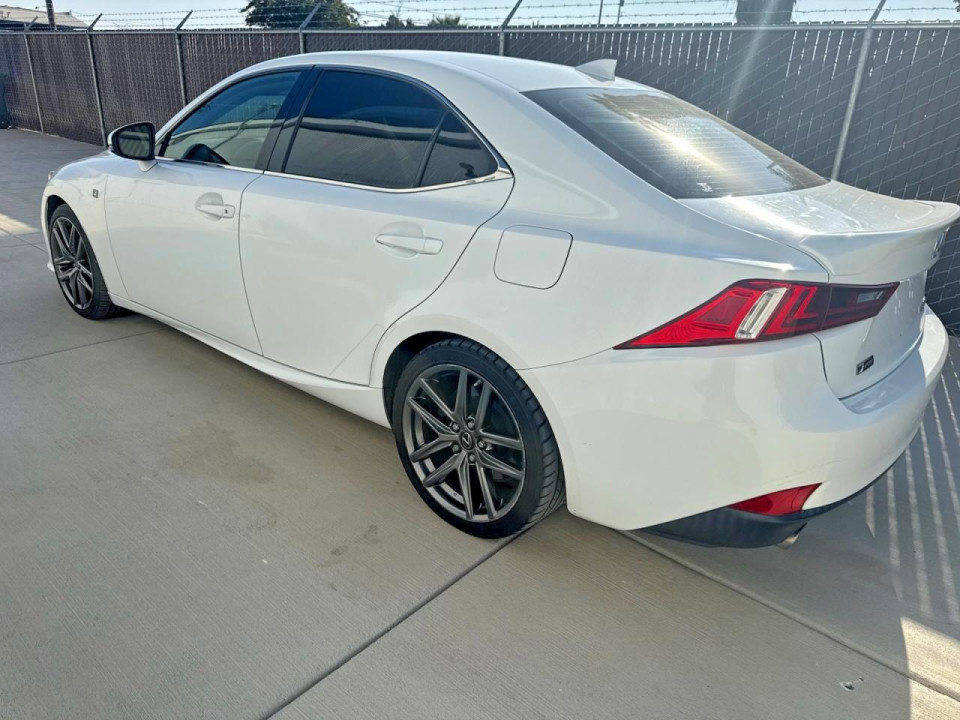 Lexus IS 2016 — Copart