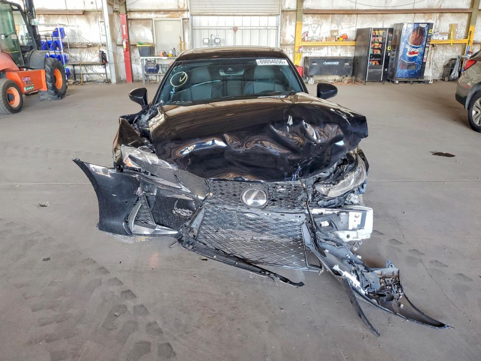 Lexus IS 2019 — Copart