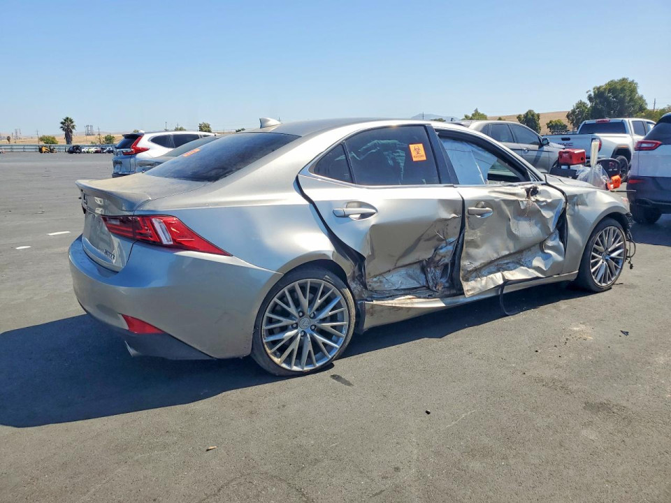 Lexus IS 2016 — Copart