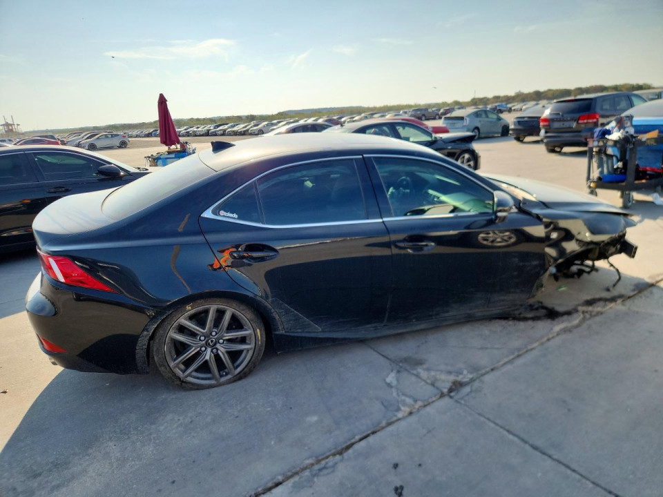 Lexus IS 2016 — Copart