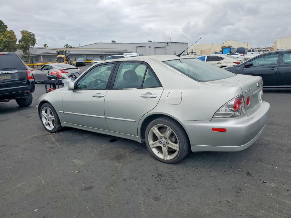 Lexus IS 2003 — Copart