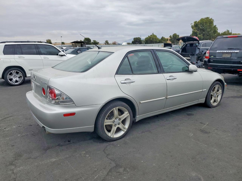 Lexus IS 2003 — Copart