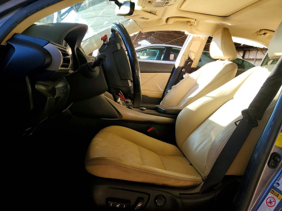 Lexus IS 2016 — Copart