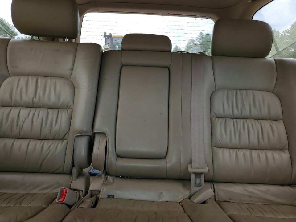 Lexus LX 2002 — Copart