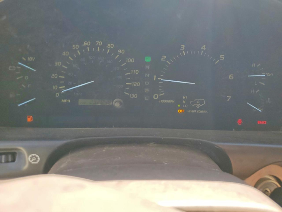Lexus LX470 2001 — Copart