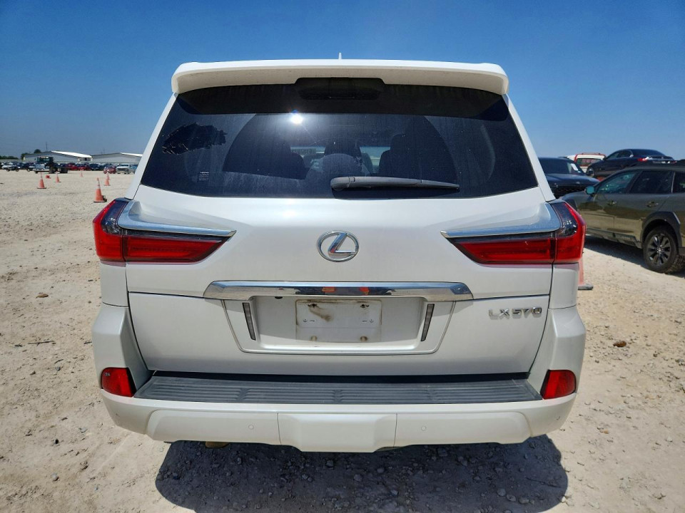 Lexus LX570 2020 — Copart