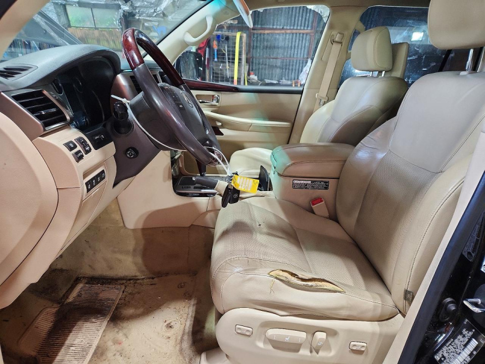 Lexus LX570 2014 — Copart