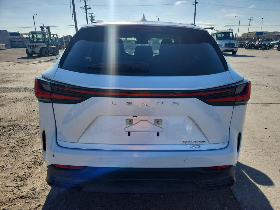 Lexus NX 2024 — Copart