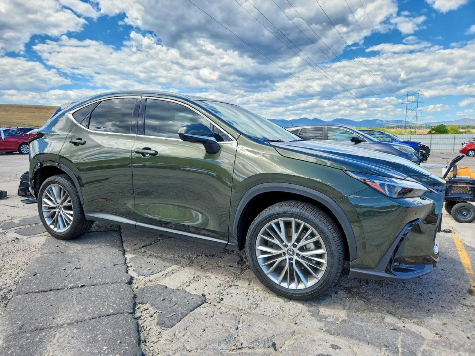 Lexus NX 2025 — Copart