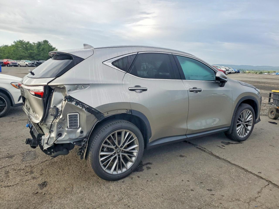 Lexus NX 2024 — Copart
