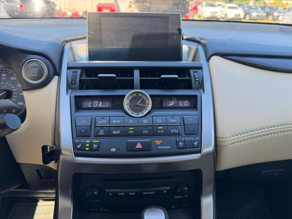Lexus NX 2017 — Copart