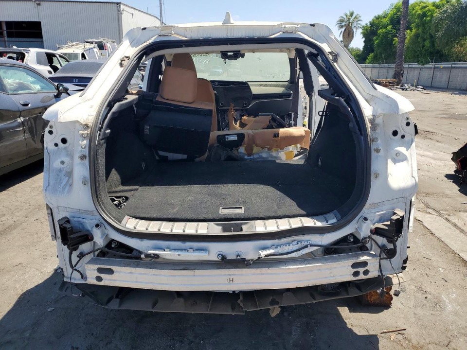 Lexus RZ 300E 2024 — Copart