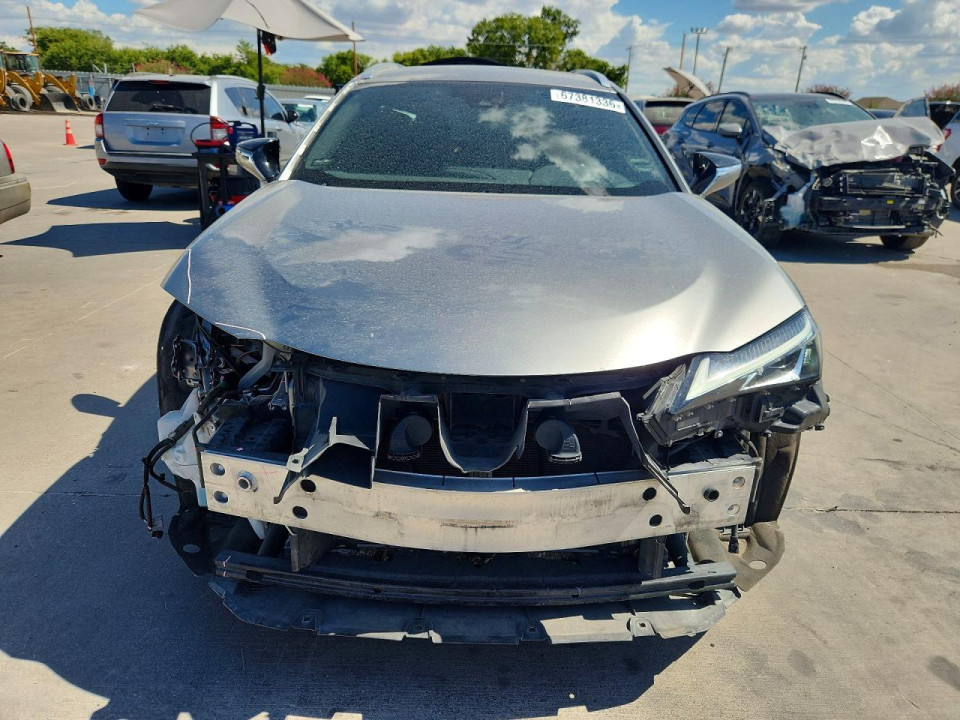 Lexus UX 200 2019 — Copart