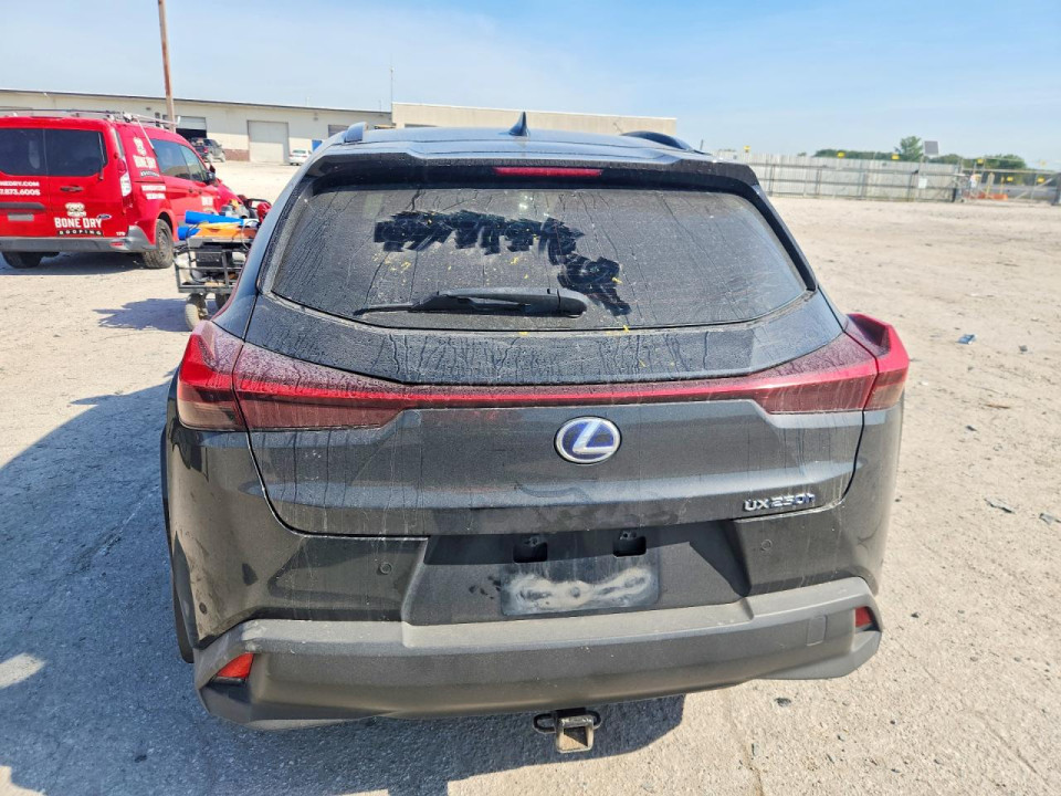 Lexus UX 250H 2021 — Copart